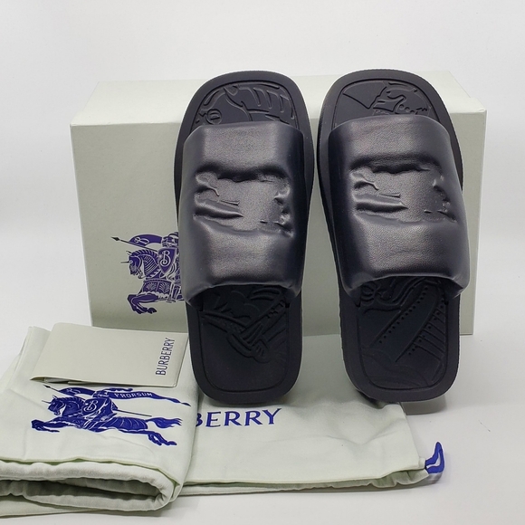 Burberry Logo Knit Slab Slides